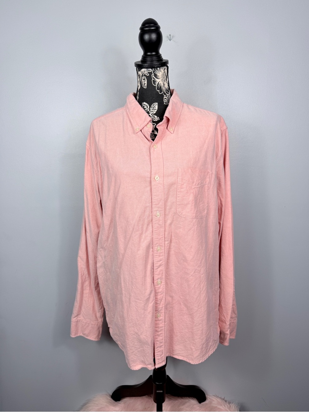 American Eagle men's peach/ pink button down linen feel cotton shirt size XL